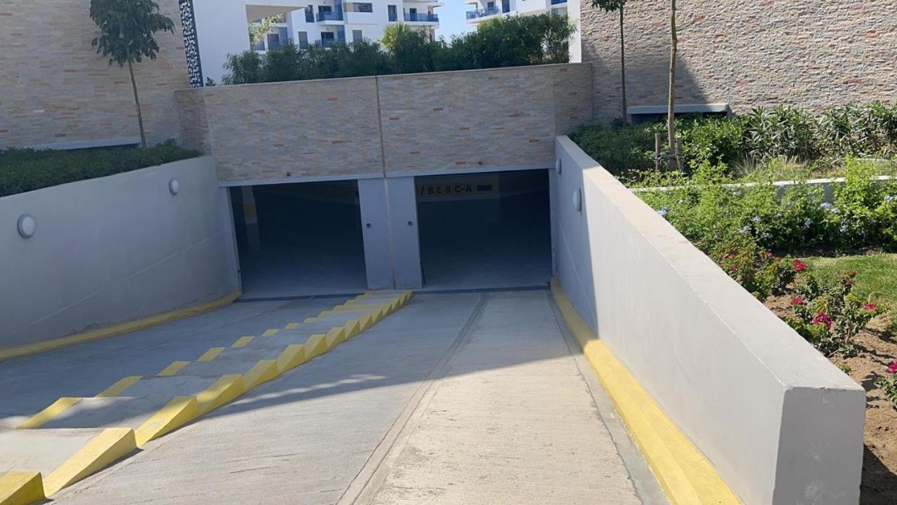 Appartement De Luxe Avec Piscine A 5 Min De La Plage Мартил Екстериор снимка