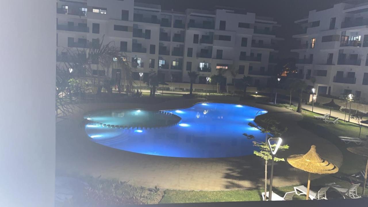 Appartement De Luxe Avec Piscine A 5 Min De La Plage Мартил Екстериор снимка